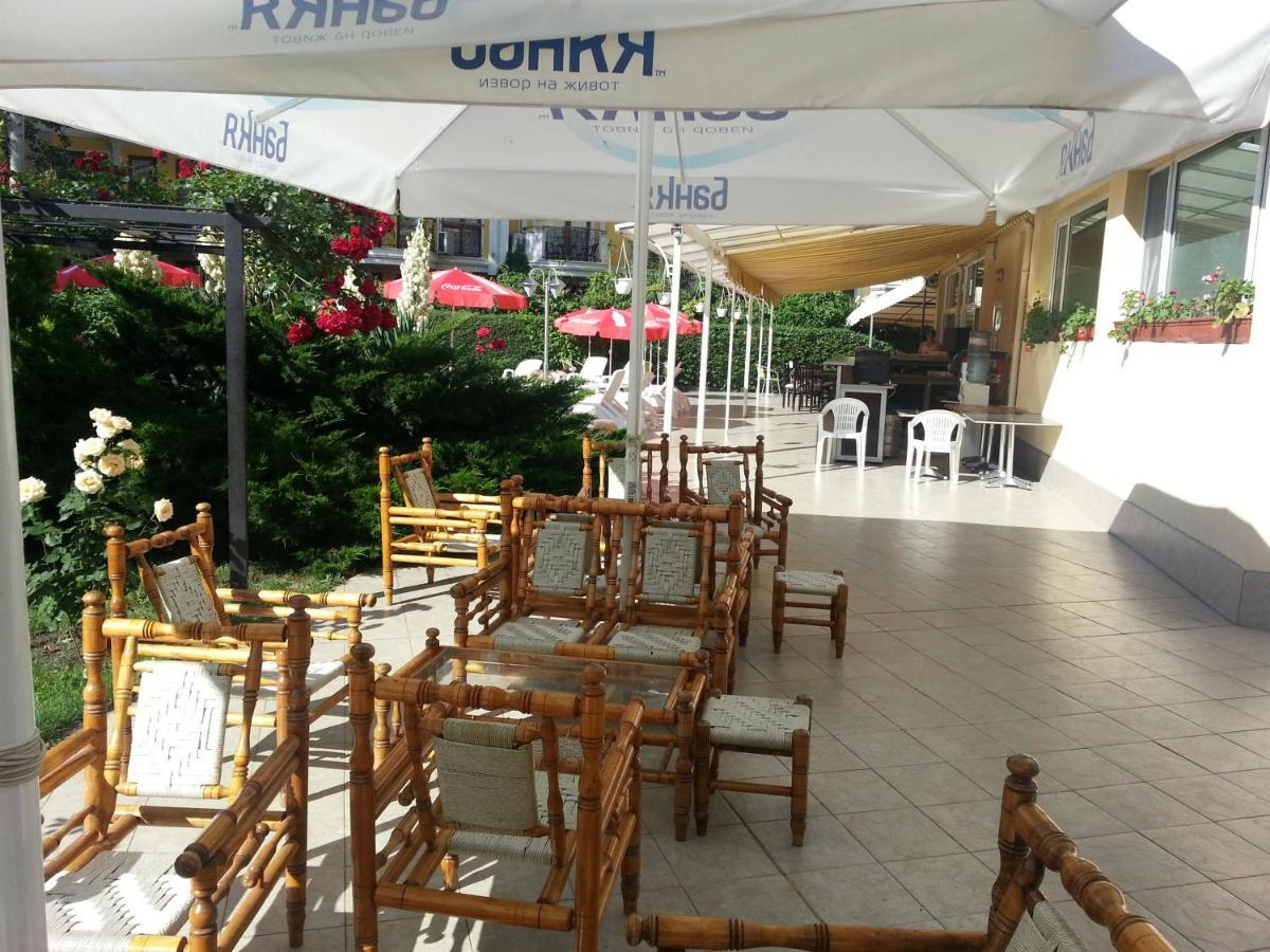 Deva Hotel Pantai Sunny Bagian luar foto