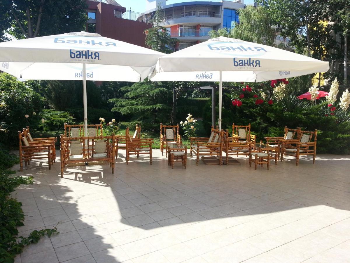 Deva Hotel Pantai Sunny Bagian luar foto