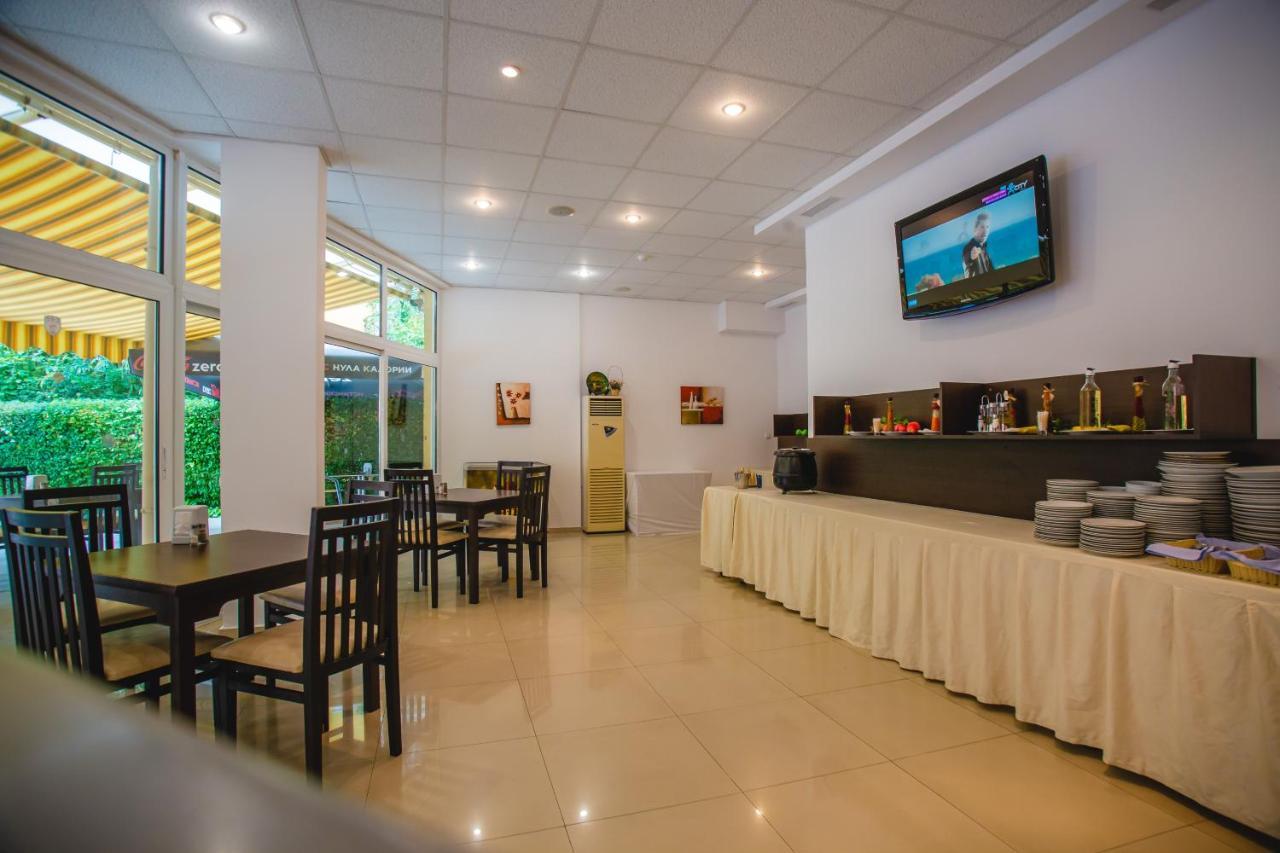 Deva Hotel Pantai Sunny Bagian luar foto