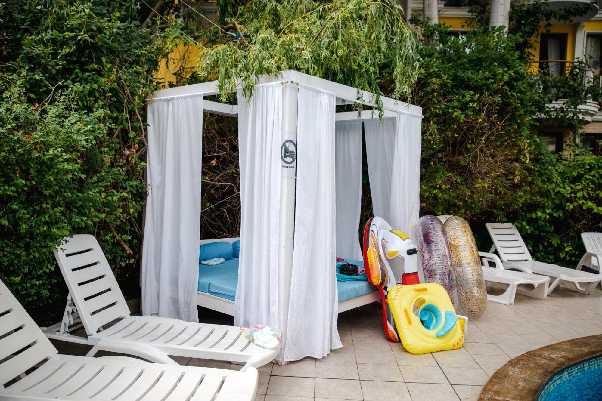 Deva Hotel Pantai Sunny Bagian luar foto